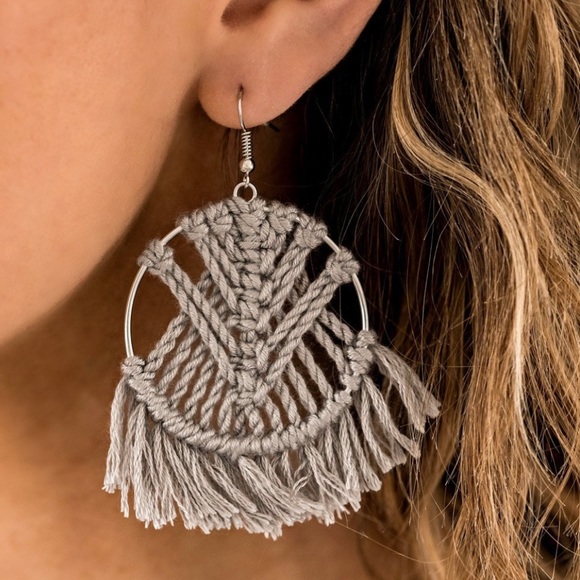 Paparazzi brand, all about macrame earrings.